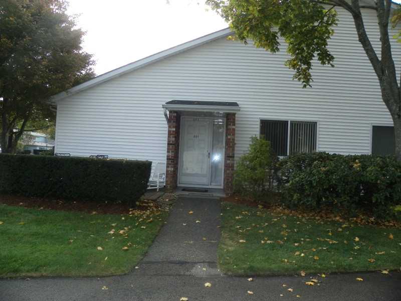891 Halifax Dr, Warwick, RI 02886 photo 3
