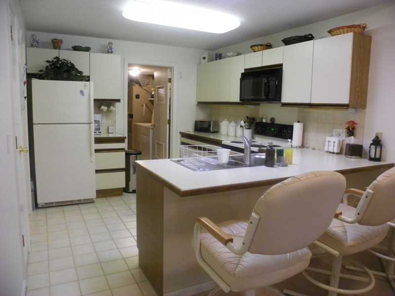 891 Halifax Dr, Warwick, RI 02886 photo 8