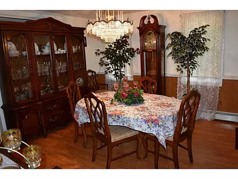 29 Nobert St, Warren, RI 02885 photo 8
