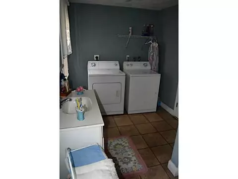 29 Nobert St, Warren, RI 02885 photo 10