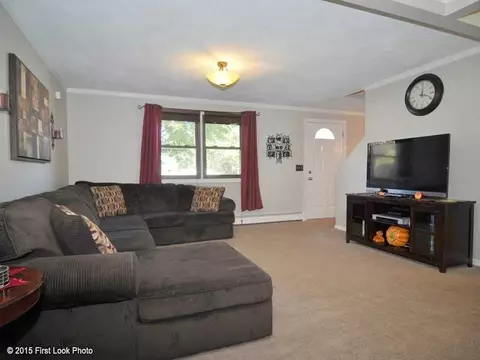 44 Grimshaw Pl, Warwick, RI 02889 photo 12