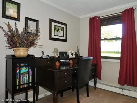 44 Grimshaw Pl, Warwick, RI 02889 photo 10