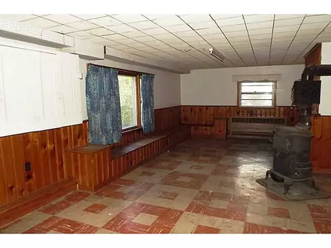 25 Caverly St, Warwick, RI 02886 photo 14