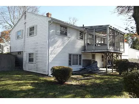 25 Caverly St, Warwick, RI 02886 photo 18