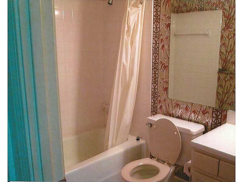 262 Chatham Cir, Warwick, RI 02886 photo 2