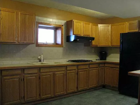 104 Dewey St, Fall River, MA 02720 photo 17