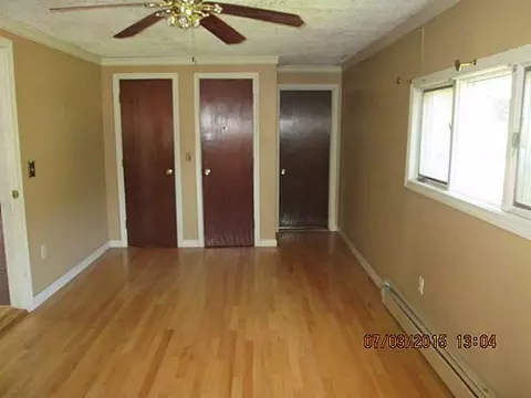 175 Payton Ave, Warwick, RI 02889 photo 4