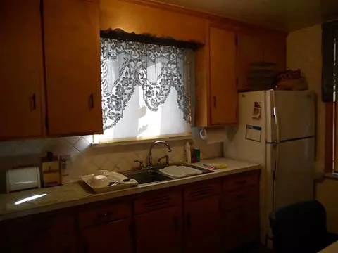 367 Elm St, Woonsocket, RI 02895 photo 3
