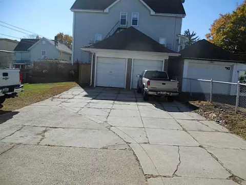 367 Elm St, Woonsocket, RI 02895 photo 13