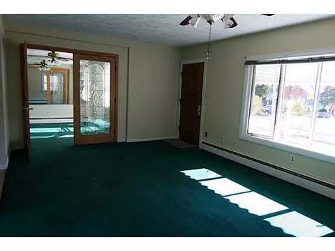 463 Fairview Ave, Coventry, RI 02816 photo 2