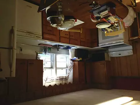 2 Capron Farm Dr, Warwick, RI 02886 photo 2