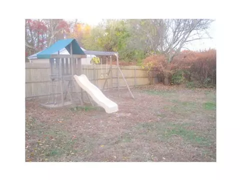 112 Page St, Warwick, RI 02889 photo 11