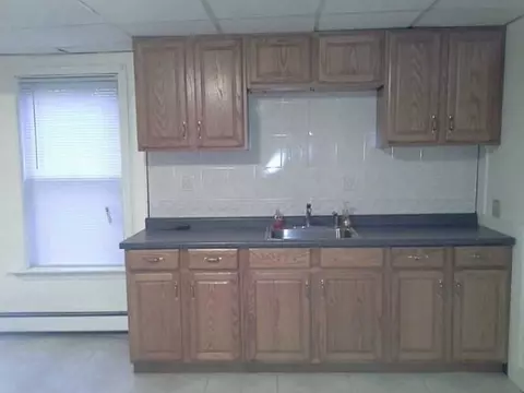 303 10th Ave, Woonsocket, RI 02895 photo 12