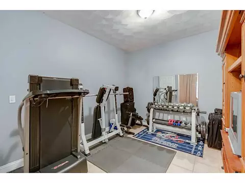 168 Orchard St, Woonsocket, RI 02895 photo 15