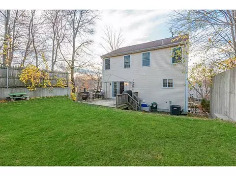 168 Orchard St, Woonsocket, RI 02895 photo 16