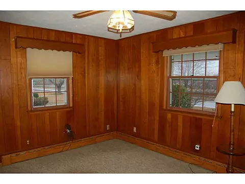152 Beach St, Westerly, RI 02891 photo 9