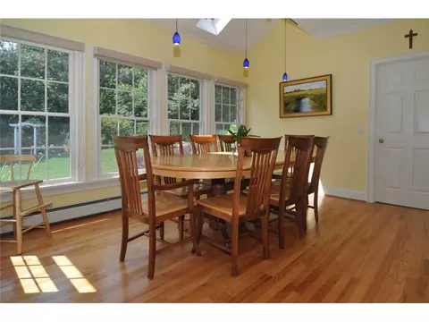 18 Seabury Dr, Westerly, RI 02891 photo 10
