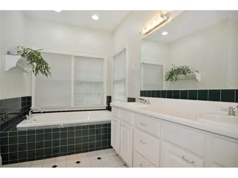 18 Seabury Dr, Westerly, RI 02891 photo 17