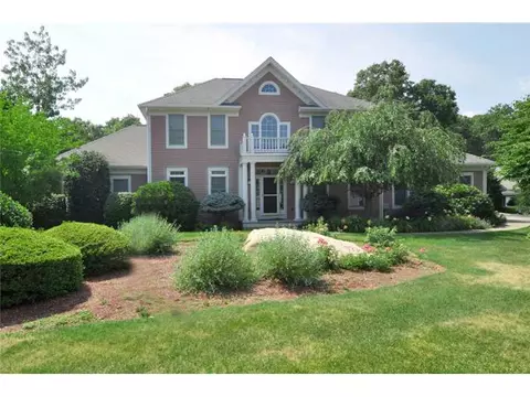 18 Seabury Dr, Westerly, RI 02891 photo 1