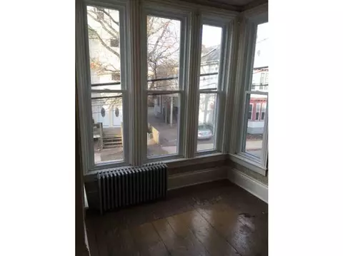 238 Orms St, Providence, RI 02908 photo 3