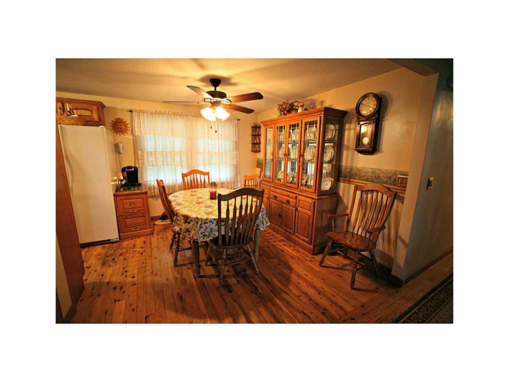 11 Stoneham Dr, Woonsocket, RI 02895 photo 5