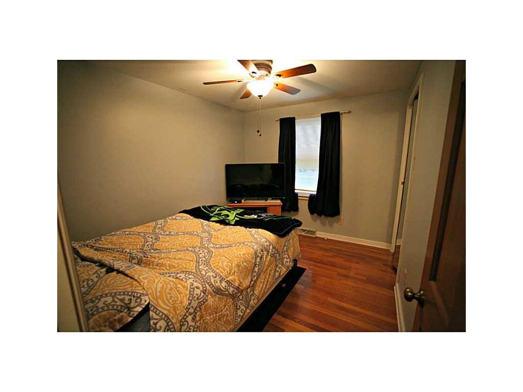 11 Stoneham Dr, Woonsocket, RI 02895 photo 9