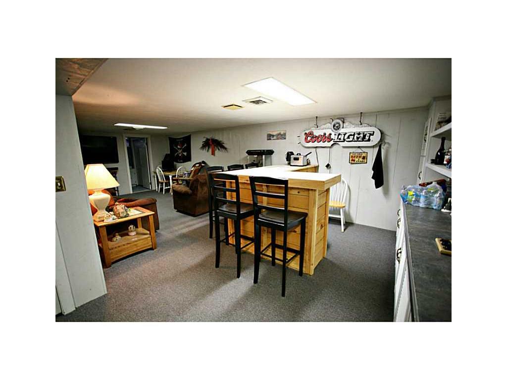 11 Stoneham Dr, Woonsocket, RI 02895 photo 10