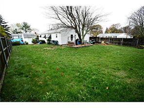 11 Stoneham Dr, Woonsocket, RI 02895 photo 14
