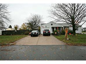 11 Stoneham Dr, Woonsocket, RI 02895 photo 19