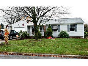 11 Stoneham Dr, Woonsocket, RI 02895 photo 1