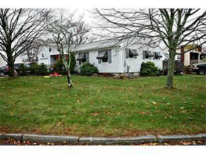 11 Stoneham Dr, Woonsocket, RI 02895 photo 18