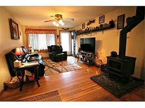 11 Stoneham Dr, Woonsocket, RI 02895 photo 3