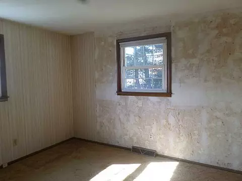 52 Rustic Dr, Woonsocket, RI 02895 photo 12