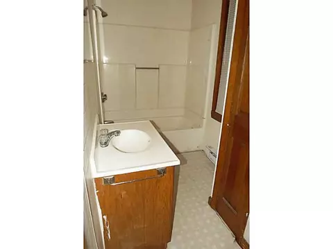 193 River St, Woonsocket, RI 02895 photo 10