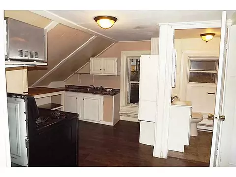 193 River St, Woonsocket, RI 02895 photo 12