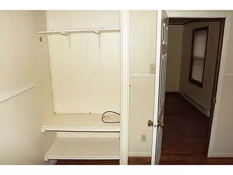 193 River St, Woonsocket, RI 02895 photo 6
