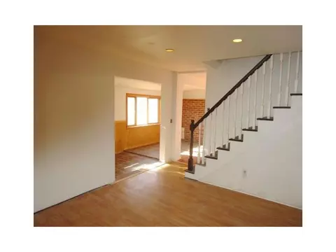 439 Atlantic Ave, Warwick, RI 02888 photo 8