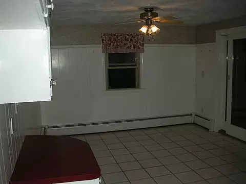 8 Flagg Ave, Warwick, RI 02886 photo 6