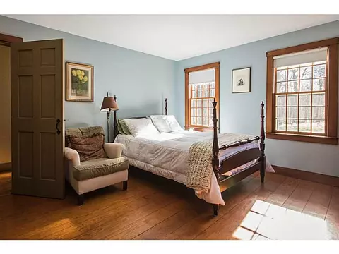 135 Liberty Rd, Exeter, RI 02822 photo 9