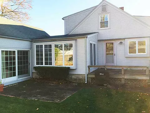 342 Pullen Ave, Pawtucket, RI 02861 photo 3