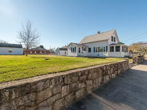 251 Adams St, Woonsocket, RI 02895 photo 3