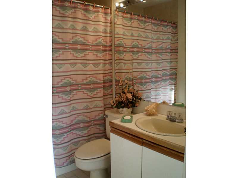 764 Williamsburg Cir, Warwick, RI 02886 photo 15