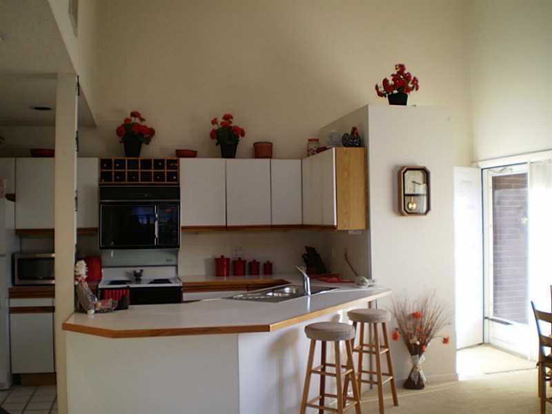 764 Williamsburg Cir, Warwick, RI 02886 photo 6