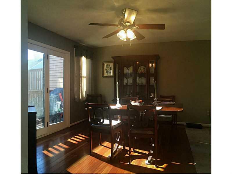 611 Brookhaven Ln, Woonsocket, RI 02895 photo 5