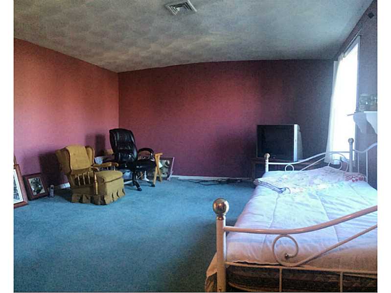 611 Brookhaven Ln, Woonsocket, RI 02895 photo 11