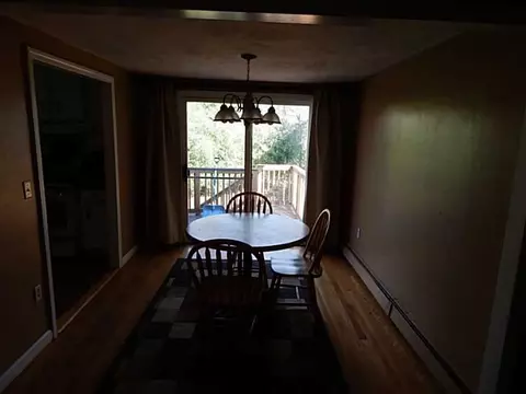 101 Glaude Ln, Woonsocket, RI 02895 photo 4