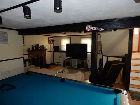 101 Glaude Ln, Woonsocket, RI 02895 photo 9