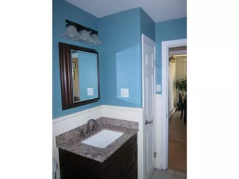 69 Bradley St, Woonsocket, RI 02895 photo 15