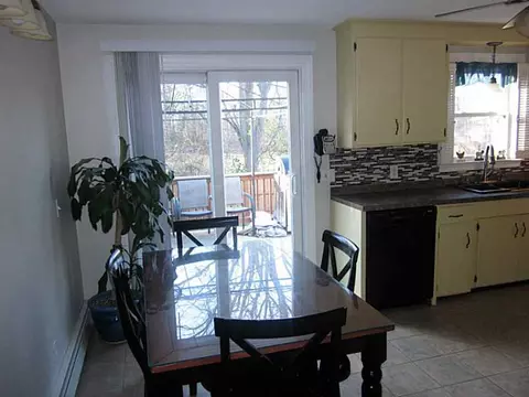 69 Bradley St, Woonsocket, RI 02895 photo 6