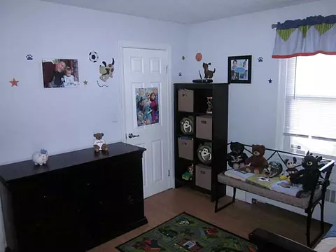 69 Bradley St, Woonsocket, RI 02895 photo 11